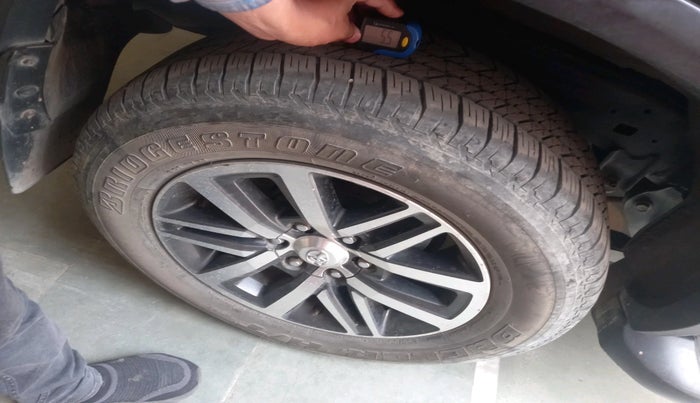 2017 Toyota Fortuner 2.8 4X2 MT, Diesel, Manual, 1,08,437 km, tyre