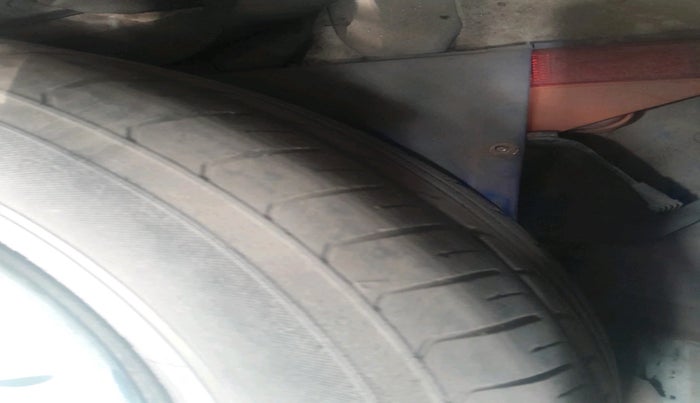 2017 Maruti Wagon R 1.0 LXI, Petrol, Manual, 58,733 km, tyre