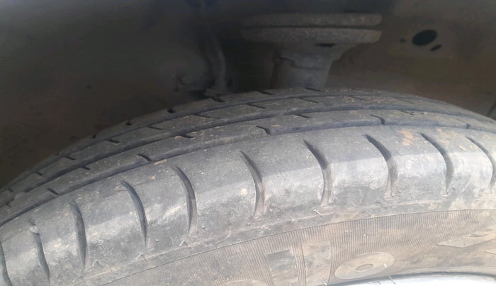 2017 Maruti Wagon R 1.0 LXI, Petrol, Manual, 58,733 km, tyre