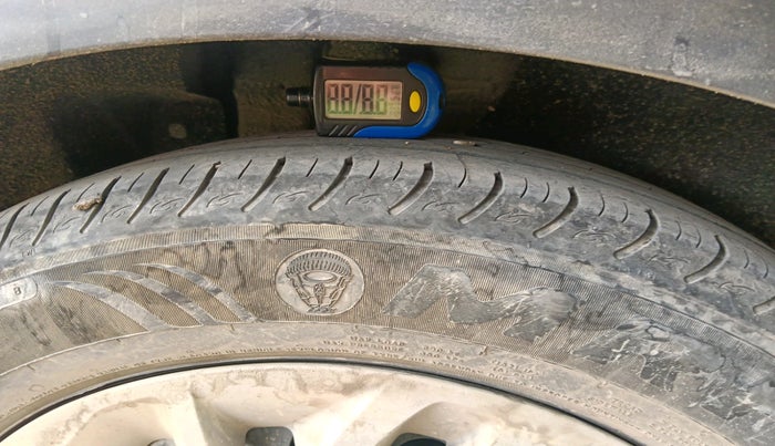 2025 KIA CARENS Premium (O) 1.5 Diesel MT 7 STR, Diesel, Manual, 51,288 km, tyre