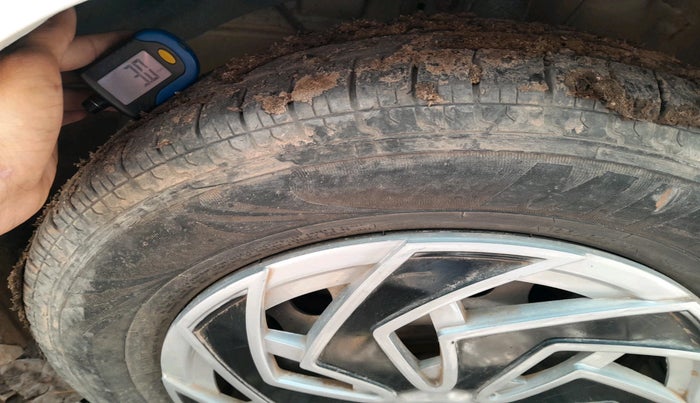 2018 Maruti Dzire VDI, Diesel, Manual, 64,416 km, tyre