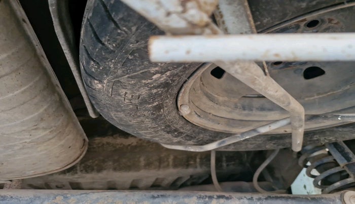 2020 Maruti Eeco 5 STR WITH A/C+HTR, CNG, Manual, 86,528 km, tyre