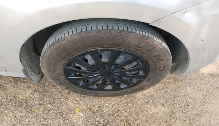 2021 Maruti Swift VXI, Petrol, Manual, 27,986 km, tyre