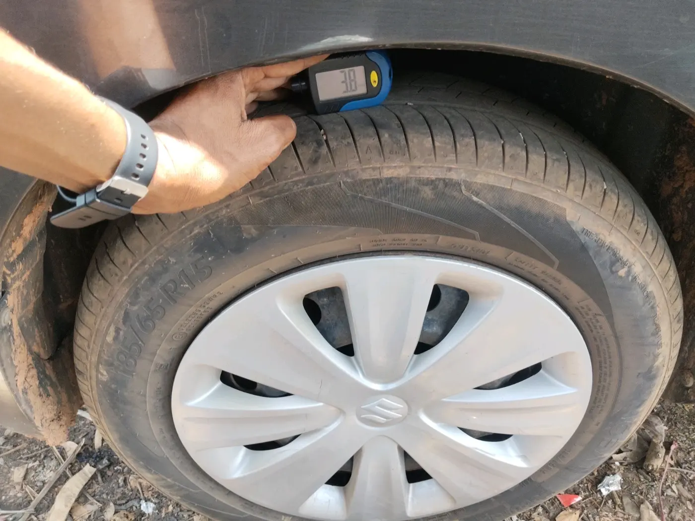 2016 Maruti Ertiga VXI, Petrol, Manual, 57,909 km, tyre