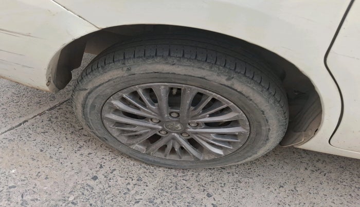 2021 Maruti Ertiga VXI SHVS, Petrol, Manual, 48,905 km, tyre