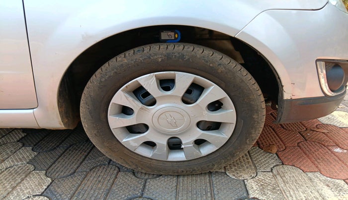 2013 Chevrolet Spark LT 1.0, Petrol, Manual, 51,737 km, tyre