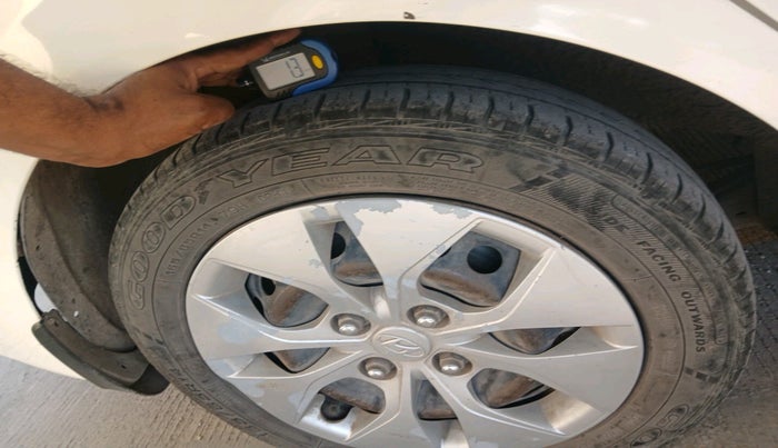 2015 Hyundai Xcent S 1.1 CRDI, Diesel, Manual, 1,16,661 km, tyre