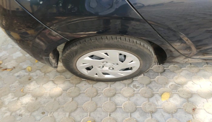 2023 Hyundai GRAND I10 NIOS MAGNA 1.2 KAPPA VTVT, Petrol, Manual, 28,538 km, tyre