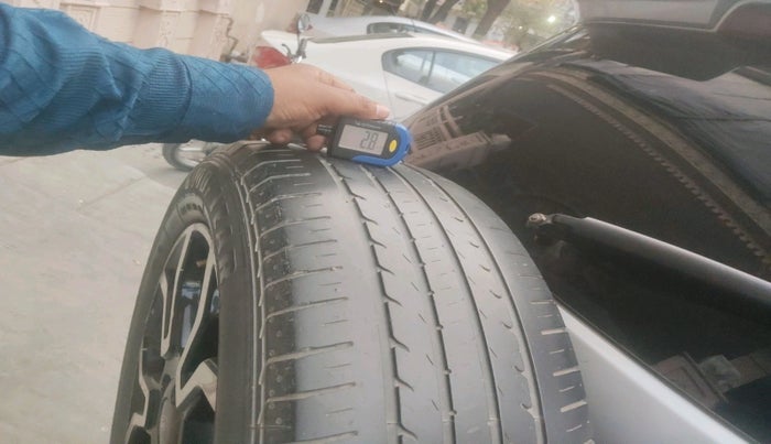 2018 Ford Ecosport TITANIUM 1.5L DIESEL, Diesel, Manual, 1,43,606 km, tyre