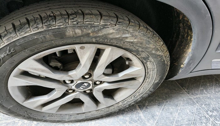 2021 KIA SELTOS HTX IVT 1.5 PETROL, Petrol, Automatic, 22,969 km, tyre