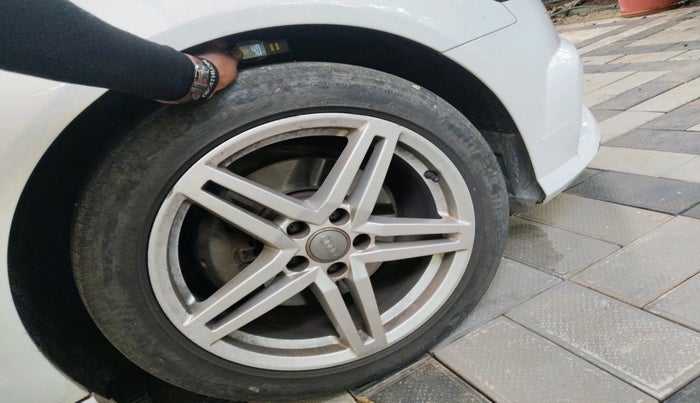 2017 Audi A6 35TDI MATRIX, Diesel, Automatic, 1,04,043 km, tyre