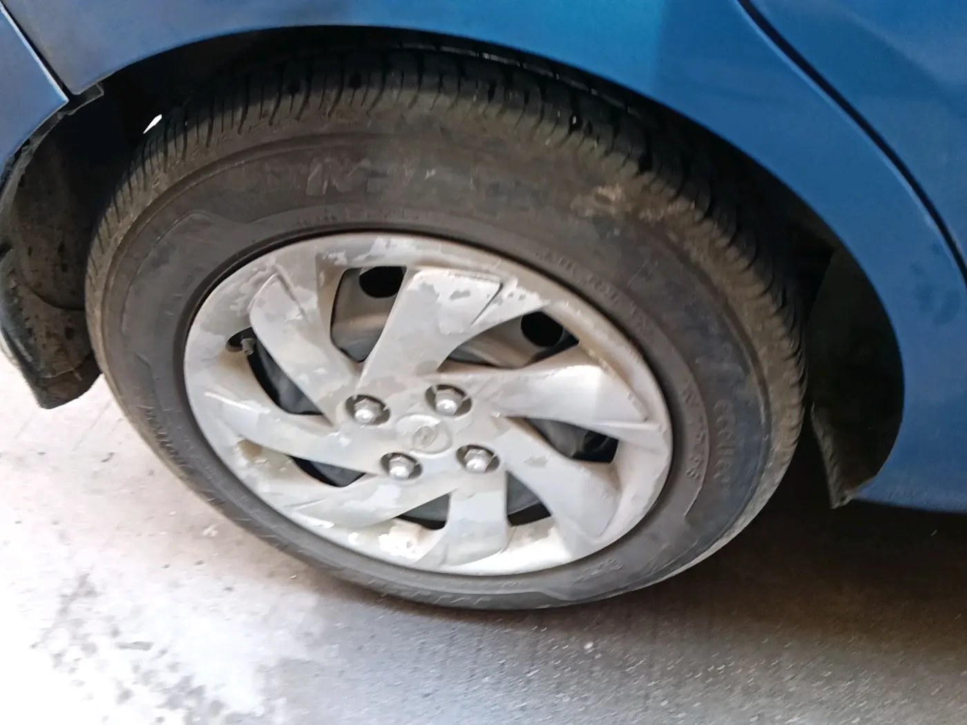 2019 Hyundai NEW SANTRO ASTA MT, CNG, Manual, 67,302 km, tyre
