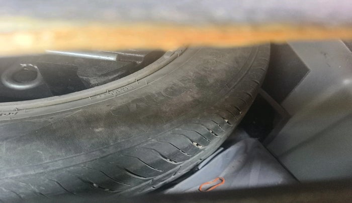 2019 Tata NEXON XM PETROL, CNG, Manual, 55,240 km, tyre