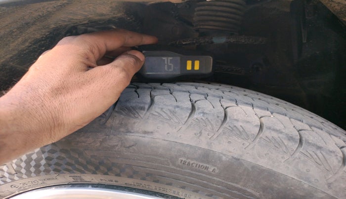 2023 Maruti Grand Vitara SIGMA SMART HYBRID, Petrol, Manual, 24,280 km, tyre