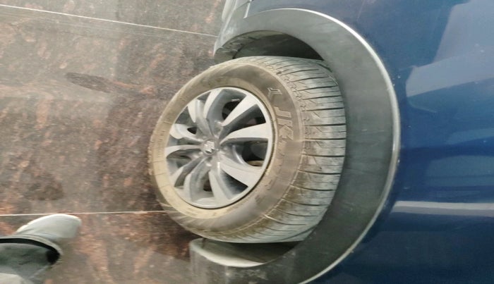 2021 Maruti S Cross ZETA 1.5, Petrol, Manual, 70,720 km, tyre