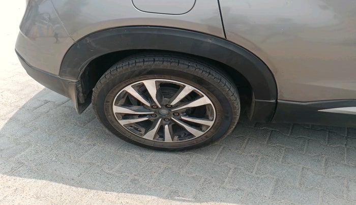 2019 Nissan Kicks XV PREMIUM O DUAL TONE DIESEL, Diesel, Manual, 66,102 km, tyre