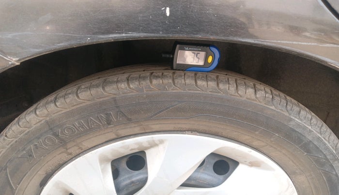 2016 Honda Amaze 1.5L I-DTEC S, Diesel, Manual, 1,40,264 km, tyre