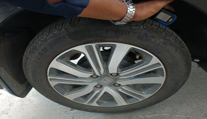 2017 Honda City 1.5L I-VTEC V MT, Petrol, Manual, 53,542 km, tyre