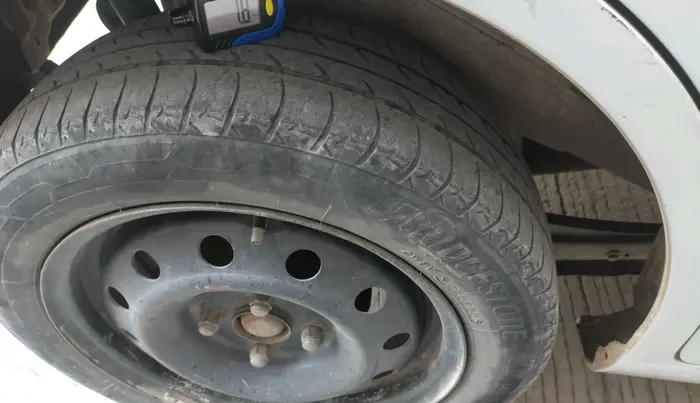 2017 Maruti Wagon R 1.0 LXI CNG, CNG, Manual, 1,50,366 km, tyre