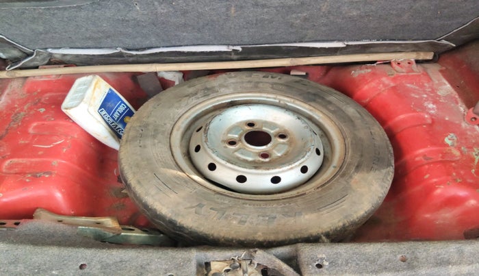 2011 Maruti Alto LXI, Petrol, Manual, 69,026 km, tyre