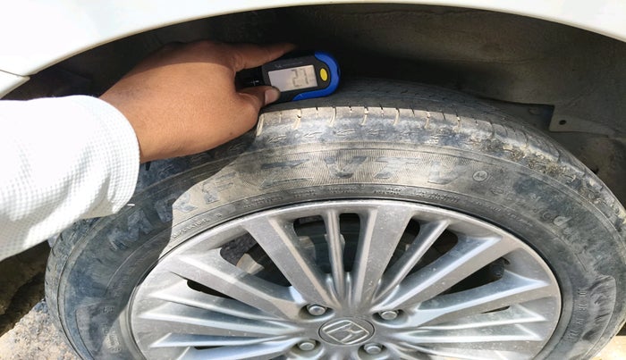 2022 Honda City 1.5L I-VTEC V MT 5TH GEN, Petrol, Manual, 50,421 km, tyre