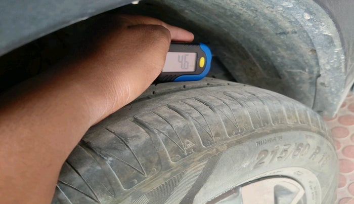 2022 KIA SONET HTX 1.0 DCT, Petrol, Automatic, 42,228 km, tyre