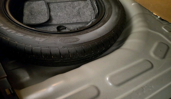 2022 KIA SONET HTX 1.0 DCT, Petrol, Automatic, 42,228 km, tyre