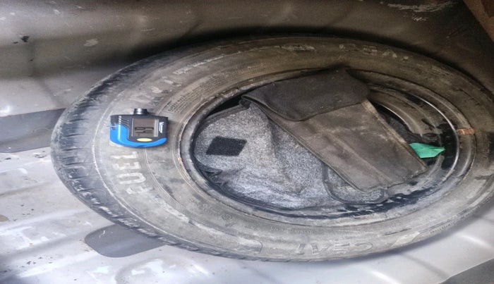 2020 Hyundai AURA SX PLUS 1.2 AMT, Petrol, Automatic, 29,549 km, tyre