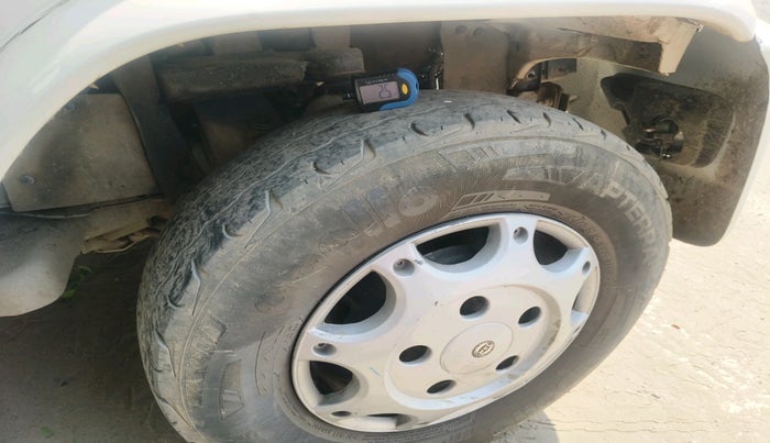 2020 Mahindra Bolero B6 (O), Diesel, Manual, 96,981 km, tyre