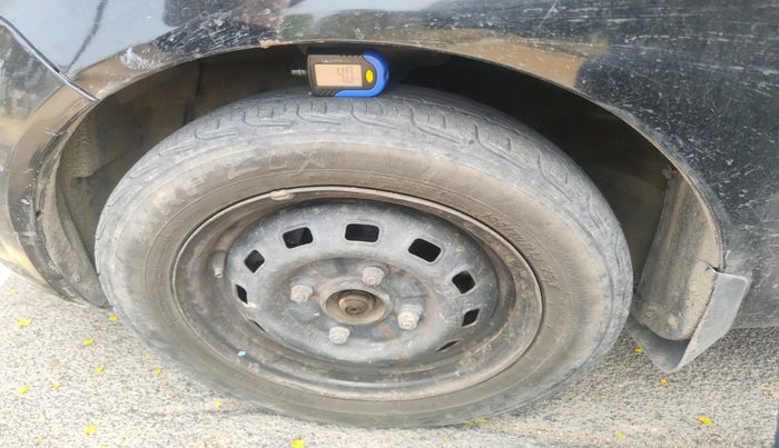 2011 Chevrolet Spark LT 1.0, Petrol, Manual, 70,860 km, tyre