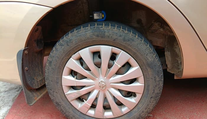 2011 Toyota Etios G, Petrol, Manual, 47,839 km, tyre