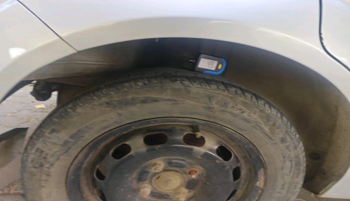 2011 Ford Figo TITANIUM 1.4 DIESEL, Diesel, Manual, 92,028 km, tyre