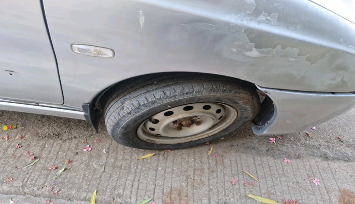 2009 Tata Indigo CS LX TDI, Diesel, Manual, 99,873 km, tyre