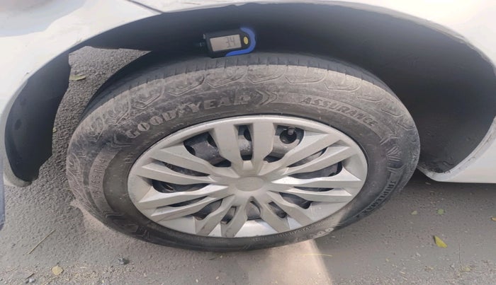 2012 Toyota Etios GD, Diesel, Manual, 2,45,403 km, tyre