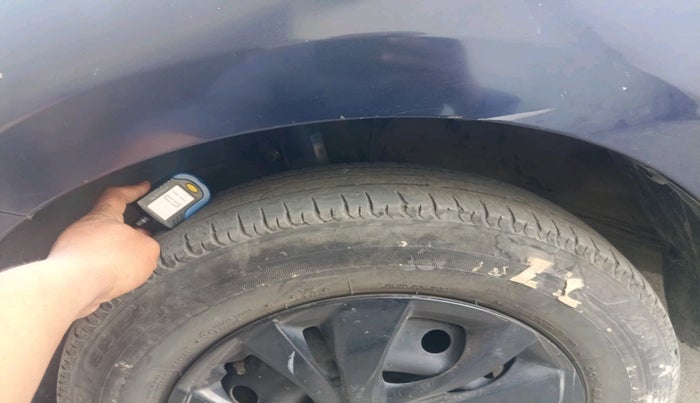 2022 Maruti Swift VXI AMT, Petrol, Automatic, 50,920 km, tyre