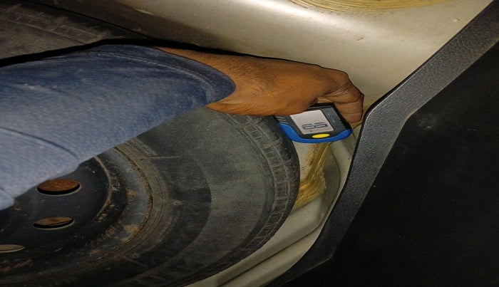 2015 Maruti Swift VDI, Diesel, Manual, 39,414 km, tyre