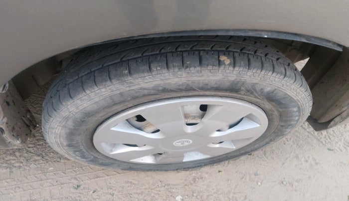 2014 Maruti Wagon R 1.0 LXI, Petrol, Manual, 90,566 km, tyre