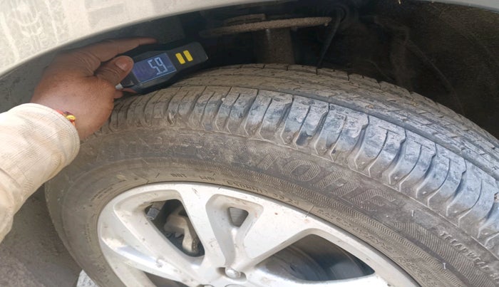 2024 Maruti Swift ZXi AMT, Petrol, Automatic, 8,887 km, tyre