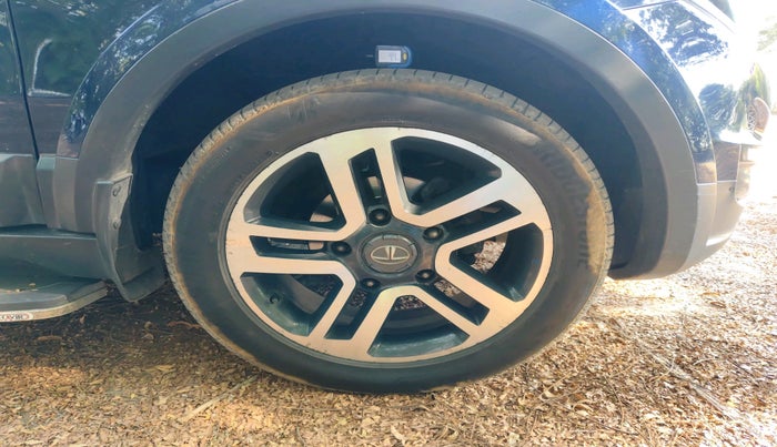 2018 Tata Hexa XTA 4X2 6 STR, Diesel, Automatic, 82,192 km, tyre