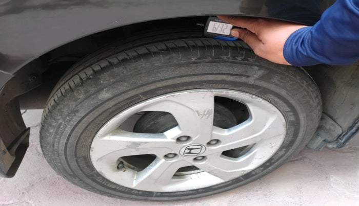 2015 Honda City 1.5L I-VTEC VX CVT, Petrol, Automatic, 47,017 km, tyre