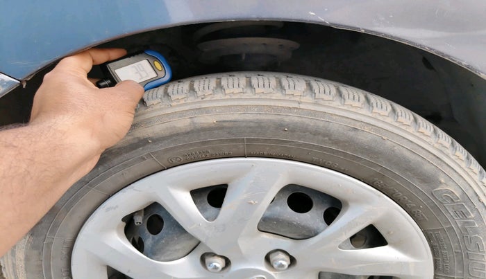 2017 Hyundai Grand i10 SPORTZ (O) 1.2 KAPPA VTVT, Petrol, Manual, 85,576 km, tyre