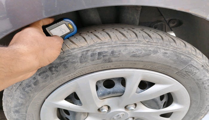 2017 Hyundai Grand i10 SPORTZ (O) 1.2 KAPPA VTVT, Petrol, Manual, 85,576 km, tyre