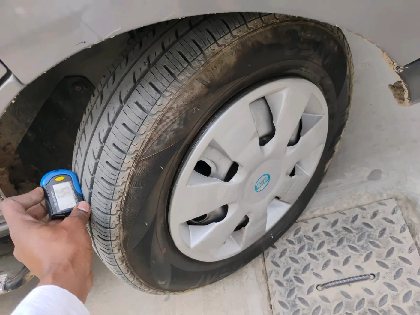 2022 Maruti Eeco 5 STR AC CNG (O), CNG, Manual, 85,858 km, tyre