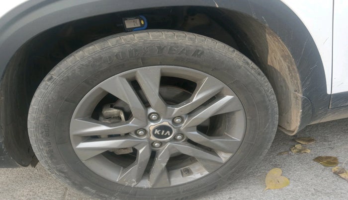 2020 KIA SELTOS HTX 1.5 PETROL, Petrol, Manual, 59,473 km, tyre