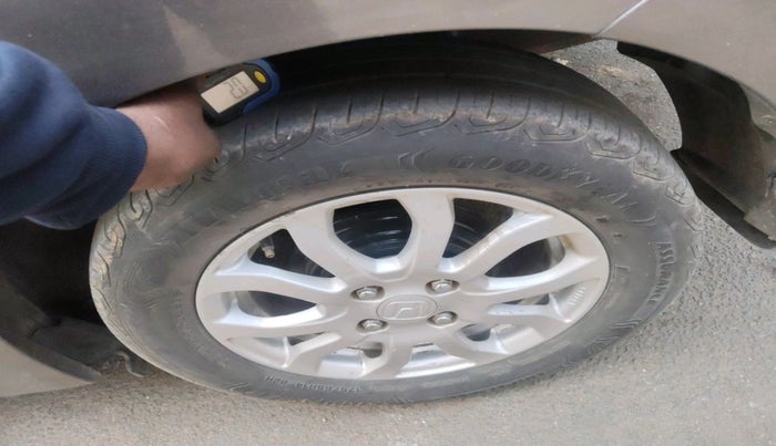 2015 Honda Amaze 1.2L I-VTEC VX, Petrol, Manual, 78,232 km, tyre