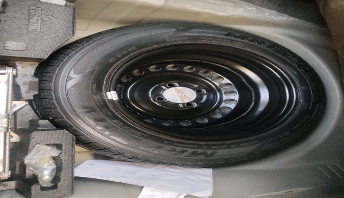 2015 Honda Amaze 1.2L I-VTEC VX, Petrol, Manual, 78,232 km, tyre