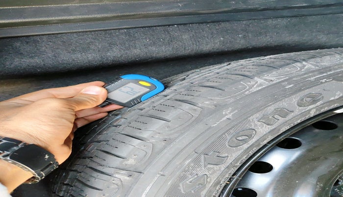 2021 Jeep Compass MODEL S (O) DIESEL 4X4 AT, Diesel, Automatic, 52,482 km, tyre