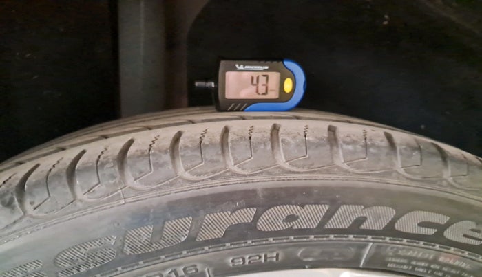 2016 Ford Ecosport TITANIUM 1.5L PETROL, Petrol, Manual, 46,535 km, tyre