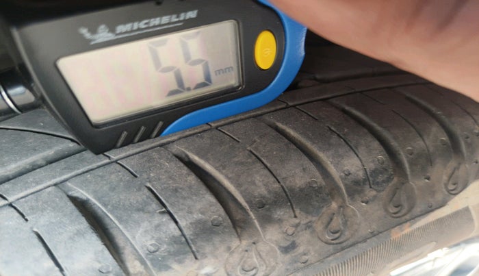 2025 Tata Tiago XTA CNG , CNG, Automatic, 11,990 km, tyre