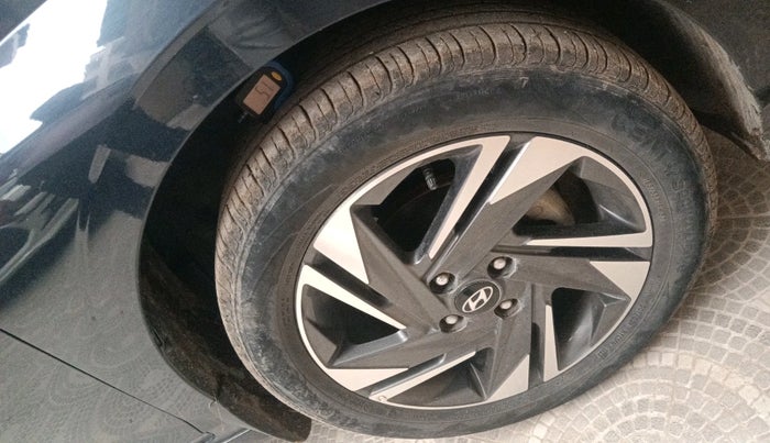 2023 Hyundai NEW I20 ASTA (O) 1.2 MT, Petrol, Manual, 41,617 km, tyre